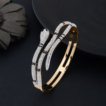 Dazzle Snake Bracelet