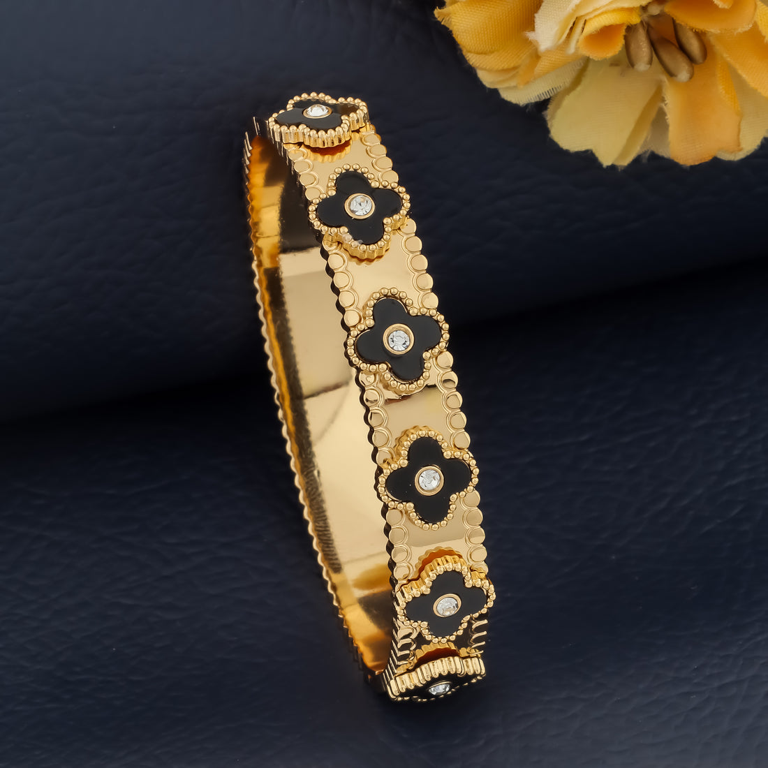 Midnight Clover Bracelet